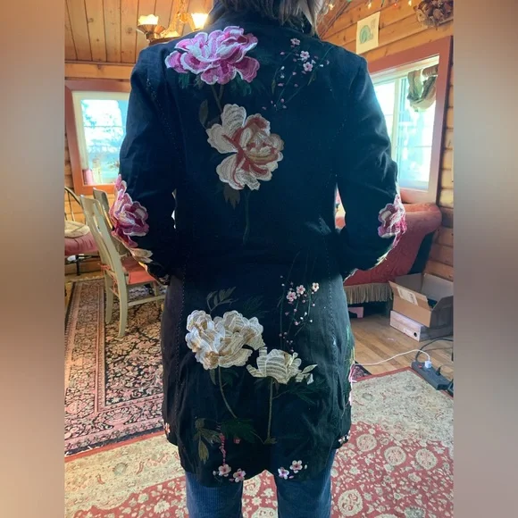 Floral Embroidered Jacket